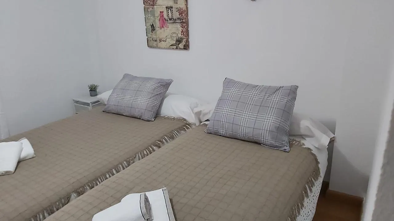 Patio Privado, Parking Gratis Y A Un Paso Del Vial Apartment Cordoba